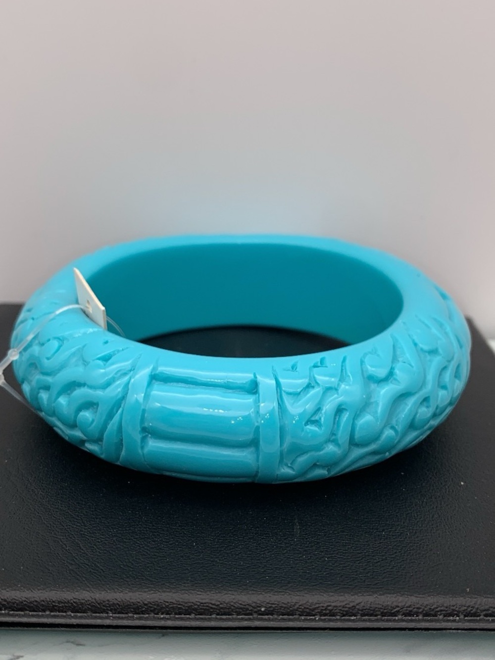 Chunky Turquoise Carved acrylic Bangle Bracelet for Women 8”